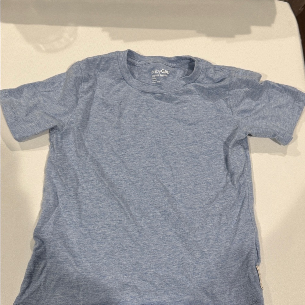 3 t-shirts. Size 3 years. - Picture 6 of 7